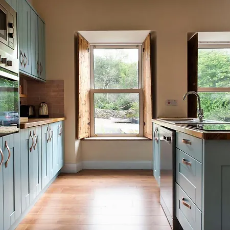 House Boutique - * Kylemore